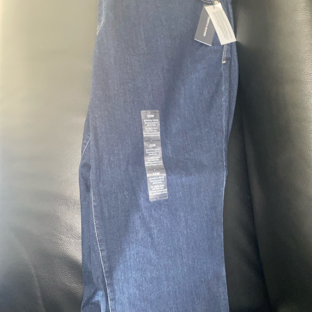 Size 22W Tommy Hilfiger slimming jeans - Picture 7 of 7